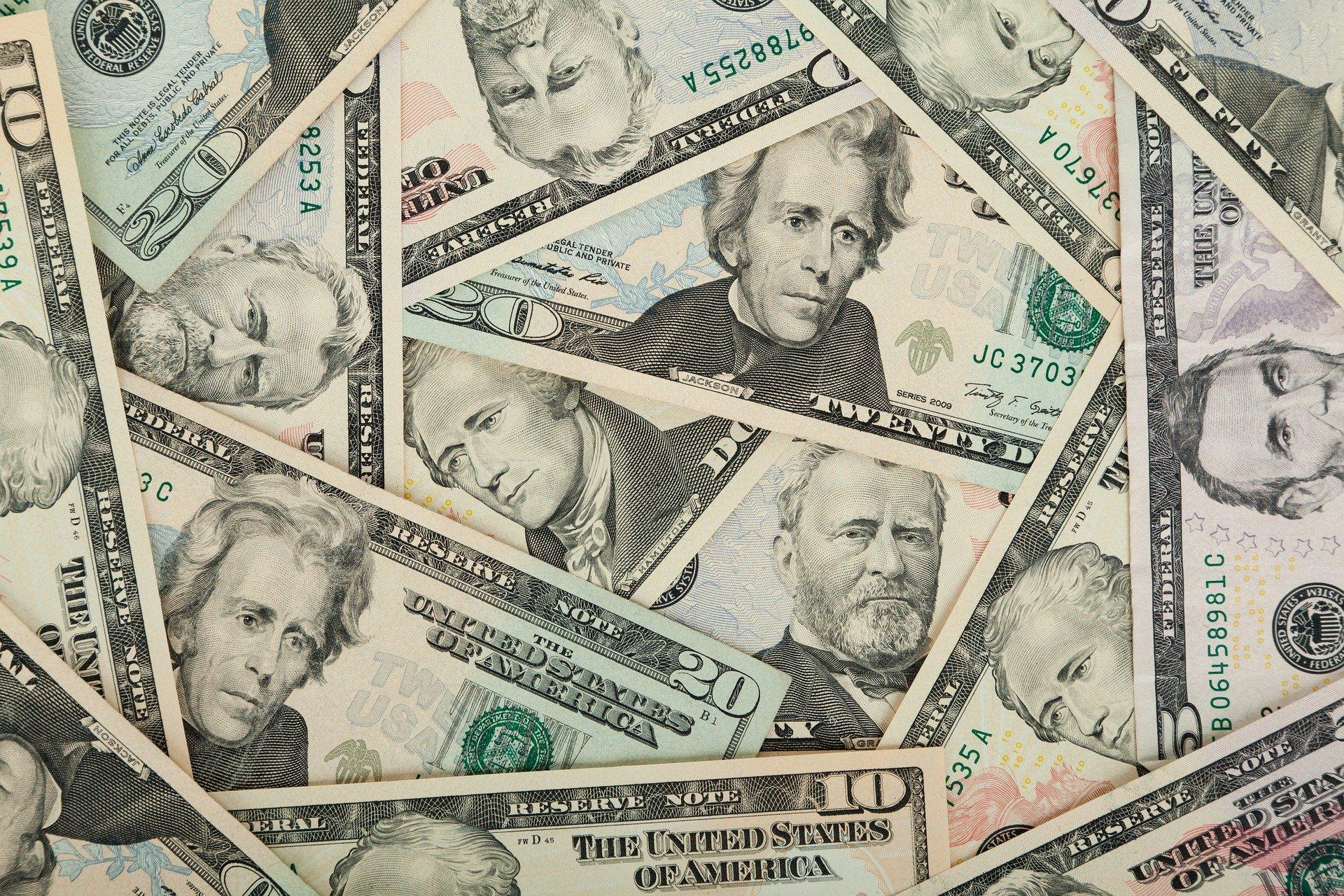 Assorted U.S. currency. Image by Public Domain Pictures from Pixabay
