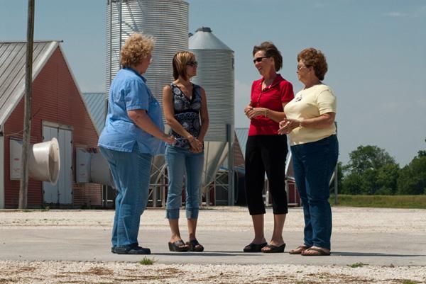 Annie's Project leaders Jenny Rhodes and Shannon Dill with farm women.