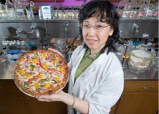 Dr Lucy Yu developing a healthier pizza crust at the University of Maryland