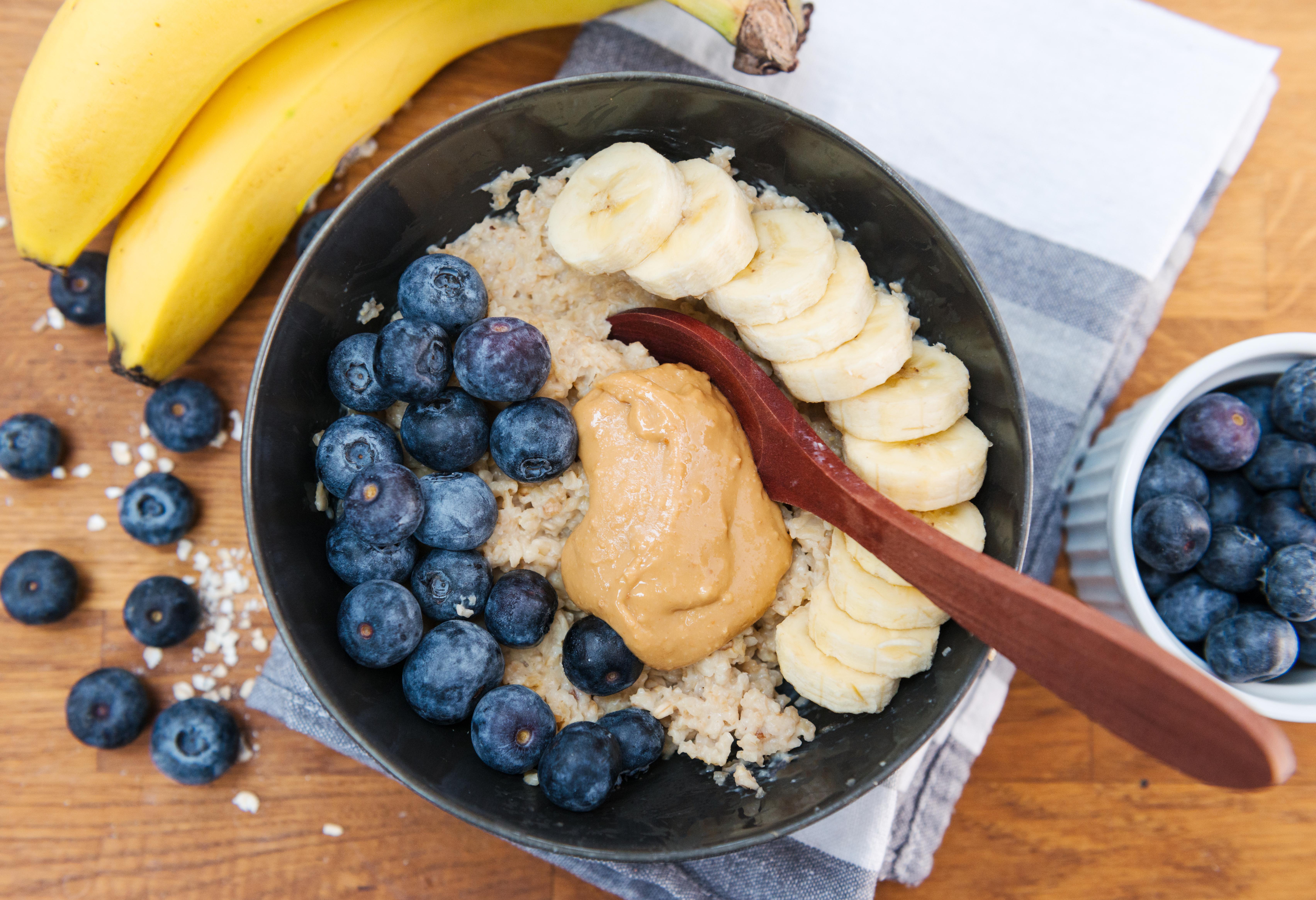 Large bowl of oatmeal with blueberries, bananas, and peanut butter. (Shutterstock -- LW rights)