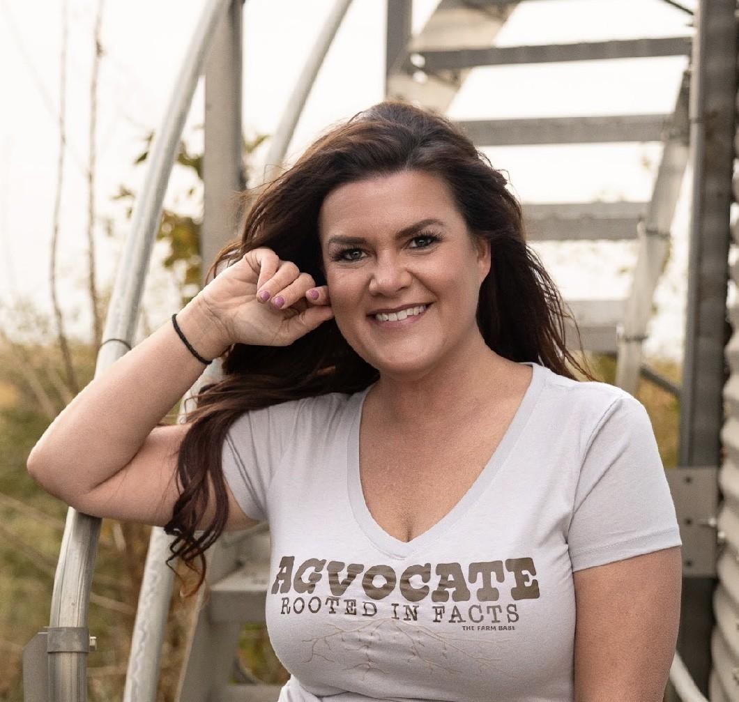 Headshot of Michelle Miller, The Farm Babe